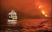 Dovolenkári odpaľovali ohňostroj z jachty. Podpálili grécky ostrov