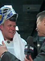 Duel v NHL musel dokončit řidič rolby. Hostům se zranili oba brankáři