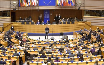 EÚ schválila 17. sankčný balík. Zasahuje 200 ruských lodí a témy ako hybridné hrozby a ľudské práva