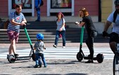 Elektrokolobežky na Slovensku čakajú nové prísne pravidlá. Chystajú zákazy aj dôležité podmienky
