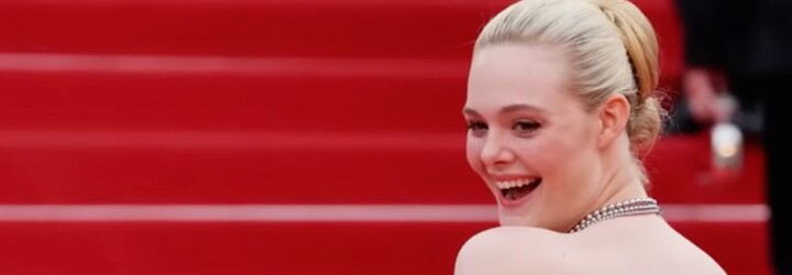 Elle Fanning sa na červený koberec v Cannes nalíčila mejkapom za 100 eur. S týmito produktmi z drogérie môžeš vyzerať ako ona