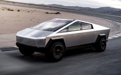 Elon Musk predstavil Tesla Cybertruck s dizajnom obrneného vozidla. Má tri motory a jazdí na elektrinu