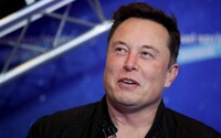 Elon Musk vyhrál soud. Svými tweety o převzetí Tesly akcionáře nepoškodil