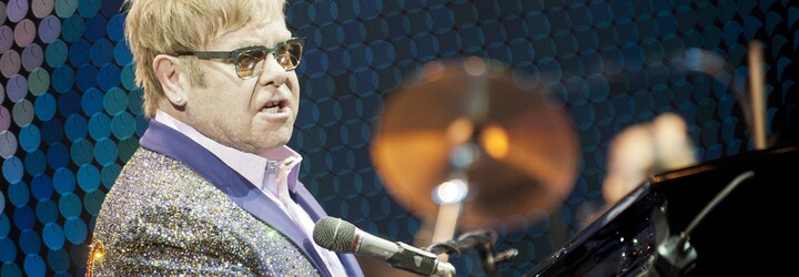 Elton John odohral posledný koncert svojho posledného turné. „Hrať pre vás bol môj dôvod k životu,“ povedal