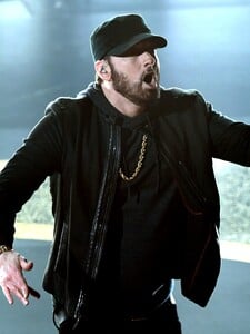 Eminem v novém tracku odkazuje na Spider-Mana. Vydání očekávaného alba už je skoro tady