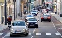 Európska únia zavádza nové pravidlá. Novoregistrované autá budú čoskoro musieť obsahovať čiernu skrinku 