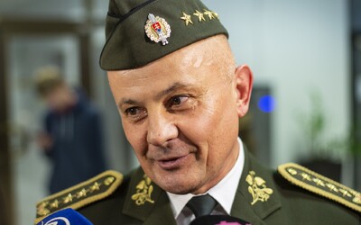 Exšéf vojenského spravodajstva zarobil v marci 43-tisíc eur, majetok vysvetliť stále nevie, hrozí mu vyšetrovanie