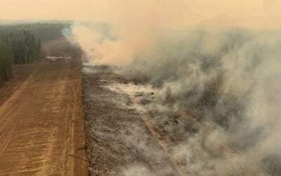 FOTO: Kanadu sužujú brutálne požiare, museli vyhlásiť núdzový stav a evakuovať ľudí