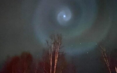 FOTO: Na Aljaške sa polárna žiara zmenila na mysteriózny bledomodrý vír. Prírodné divadlo má podľa vedcov nezvyčajné vysvetlenie