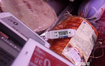 FOTO: Špinavé predajne a pokazené ovocie. Kontroly si posvietili na slovenské obchody