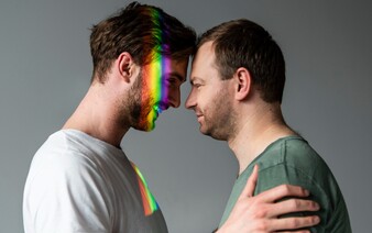 FOTO: Ve Vatikánu proběhla první oficiální pouť LGBTQ+. Dorazilo 1 400 věřících z celého světa