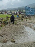 FOTO: „Vesnice už tu skoro není.“ Muž v České Vsi měl doma 3,5 metru vody. Teď pro nás popsal situaci na Jesenicku