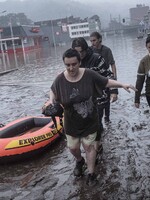 FOTO a VIDEO: Nemecko hlási sto obetí a vyše tisíc nezvestných. Krajinu sužujú najväčšie záplavy za posledných sto rokov