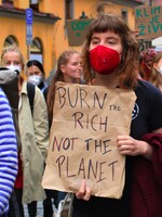 FOTOREPORT: „Dochází nám čas!” Studenti po celém Česku vyrazili do ulic stávkovat za klima
