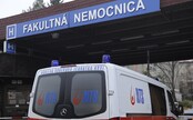 Fakultná nemocnica v Trenčíne reaguje na tvrdenia o kolapse kardiológie. Zverejnili komunikáciu s novinárom