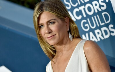 Fanoušci se bojí o Jennifer Aniston. Herečka má za sebou údajně další zákrok