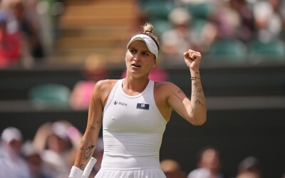 Fantazie! Češka Markéta Vondroušová je ve finále Wimbledonu, Ukrajinku Svitolinu porazila 6:3 a 6:3