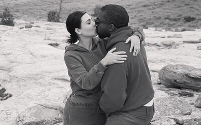 Fanoušci zasypali Kim Kardashian vulgarismy pod fotkou s Kanyem Westem, post musela vymazat