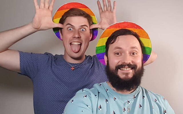 Faráři Pastoral Brothers: Manželství pro všechny by církev měla podpořit (Rozhovor)