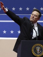 Filip Turek „zdraví“ Elona Muska se zdviženou pravicí. Europoslanec sdílel koláž s kritizovaným gestem