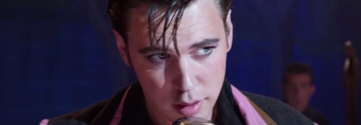 Filmový Elvis Presley je plný pohybov kráľa rokenrolu a konfliktov s Tomom Hanksom, ktorý hrá spevákovho manažéra