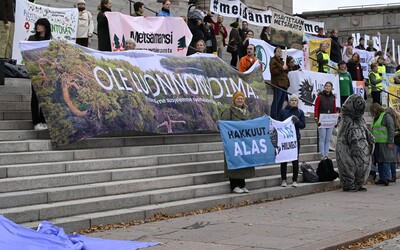 Fínski aktivisti podávajú žalobu na svoj štát za porušenie vlastných prísľubov o ochrane klímy. Spravili tak chvíľu po Švédsku