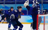Finští hokejisté si z olympiády vezou zlaté medaile. Ve finále porazili Rusy