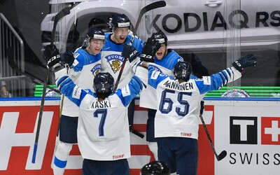 Finsko poráží Kanadu a odnáší si ze šampionátu na Slovensku zlato