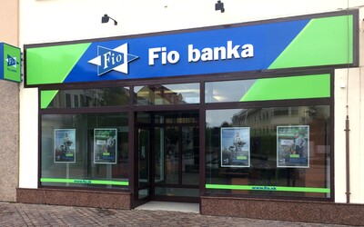 Fio banka zavádza novinku. Vklad hotovosti cez bankomaty môžu zákazníci realizovať novým spôsobom