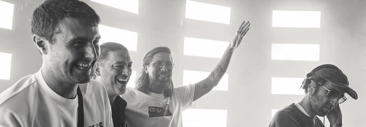 Fred again.. priviedol po 16 rokoch za DJ pult bývalého člena Daft Punku. S Thomasom Bangalterom predviedli neuveriteľnú šou