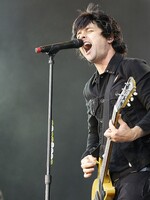 Frontman skupiny Green Day se chce kvůli rozhodnutí o interrupcích vzdát amerického občanství