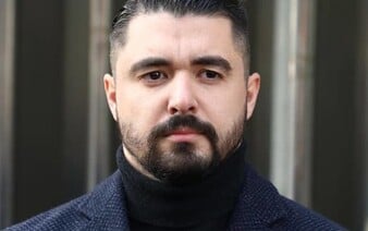 Gašpar objasňuje vlastníctvo havarovaného auta. Tvrdí, že ho mal registrované na firmu, kde pôsobil