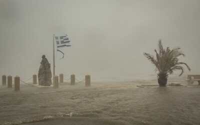 Grécko zasiahla búrka silná ako hurikán. Najviac postihla známe ostrovy Zakynthos či Kefalónia