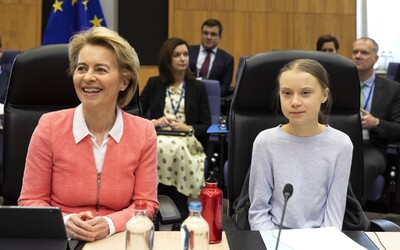 Greta Thunberg na pôde Európskeho parlamentu kritizovala nový klimatický zákon. Sú to len prázdne slová, tvrdí