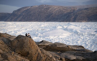 Grónské ledovce přesáhly bod zlomu, definitivně roztají. Vědci říkají, že už to nedokážeme změnit