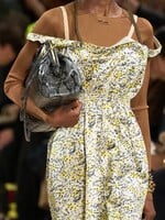 HOT momenty z fashion weekov: Hriešne dobrá kolekcia Miu Miu, vintage kúsky od Gucci aj collabo značiek Balenciaga a Puma