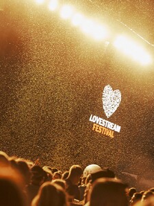 Headlineri na festivale LOVESTREAM: Prečo by ti tieto vystúpenia nemali ujsť? 