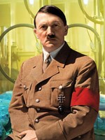 Hitlerov osobný lekár bol jeho „drogovým dílerom“. Diktátora nakopával pervitín aj kokaín
