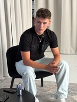 Hokejista Viktor zažil doma teror. „Táta mi ani neříkal jménem. Viděl jsem, jak znásilnil mou maminku“