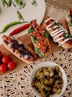 Hot dog nebo tacos na gril: 5 receptů, které si zamiluješ, i když nejsi vegetarián