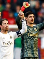 Hráči Realu Madrid jsou v karanténě, první španělská fotbalová liga odkládá zápasy