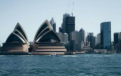 Hrozivý útok v Sydney. Muž nožem zranil čtyři lidi, včetně policisty