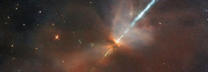 Hubbleův teleskop zachytil ojedinělý vesmírný ohňostroj. Vědcům se díky němu podařilo vyfotit světélkující proud přehřátého plynu