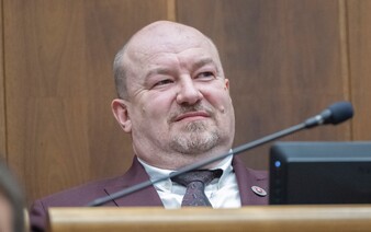 Huliak navrhuje návrat povinnej vojenskej služby. Plán by zasiahol všetkých mužov od 18 rokov