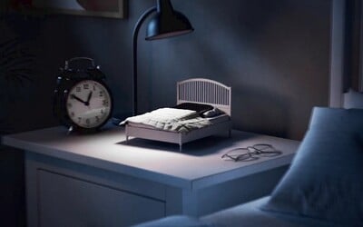 IKEA představila mini-postýlku pro mobil. Chce omezit používání telefonu před spaním