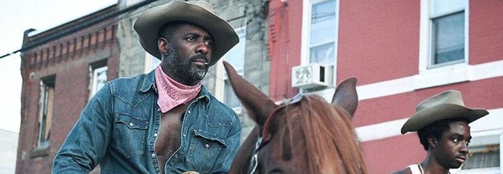 Idris Elba je kovboj v uliciach Philadelphie v 21. storočí, ktorého začína nenávidieť jeho vlastný syn