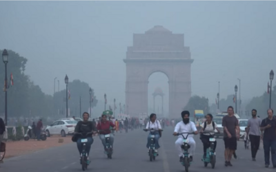 Indické hlavné mesto zatvorilo školy: Kvôli smogu sa nedá dýchať, úroveň znečistenia je 9-krát vyššia, než je bezpečné pre človeka