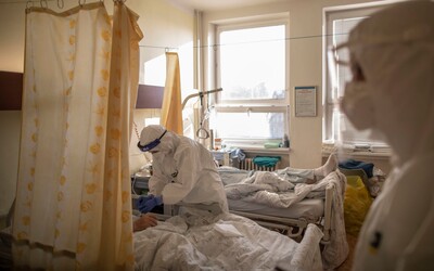 Infektológ Sabaka opísal pandemický horor z nemocnice: Naše sestričky z JIS boli na nohách celú noc v skafandroch