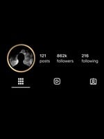 Instagram odmení najlepších tvorcov. Len pár influencerov získa zlatý prsteň a špeciálny odznak