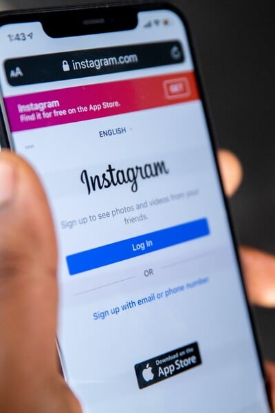 Instagram predstavil novú funkciu. Všetky reelska, ktoré si si kedy pozrel, teraz nájdeš na jednom mieste
